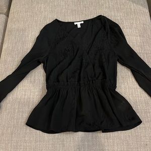 Leith beautiful black top. Size xs